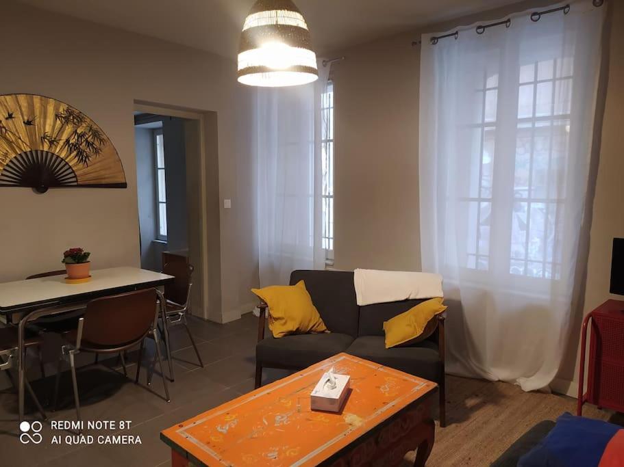 Bel Appartement Dans Centre Historique Aviñón Exterior foto